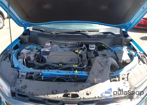 2025 Chevrolet Trax Fwd 2Rs z USA, uszkodzony, nr VIN KL77LJEPXSC040067